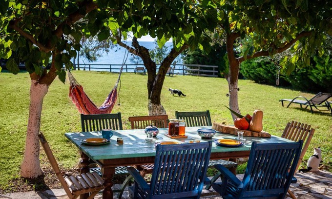 Agios Matthaios House | 180 m² House ∙ 4 bedrooms ∙ 8 guests