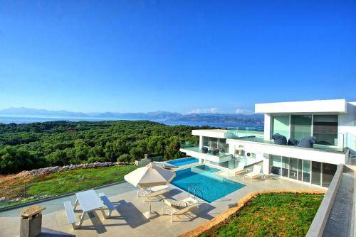 Agios Spyridon Corfu Villa | 200 m² Villa ∙ 4 bedrooms ∙ 9 guests