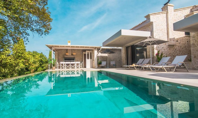 Kontokali Villa | 250 m² Villa ∙ 5 bedrooms ∙ 10 guests