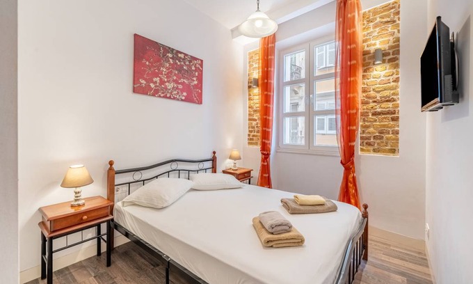 Old Town Apartment | 37 m² Apartment ∙ 2 bedrooms ∙ 3 guests