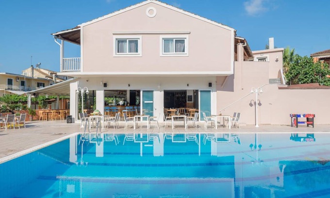 Ipsos Apartment | 38 m² Serviced apartment ∙ 2 bedrooms ∙ 4 guests