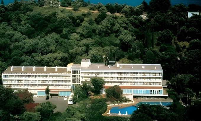 Kanoni Hotel | 45 m² Hotel ∙ 127 guests