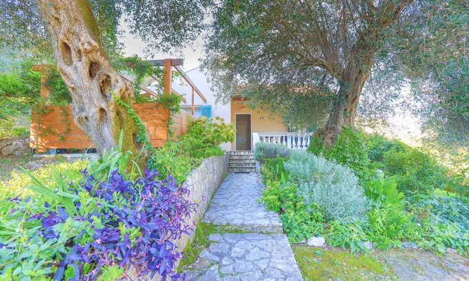 Agios Spyridon Corfu Villa | 60 m² Villa ∙ 2 bedrooms ∙ 5 guests