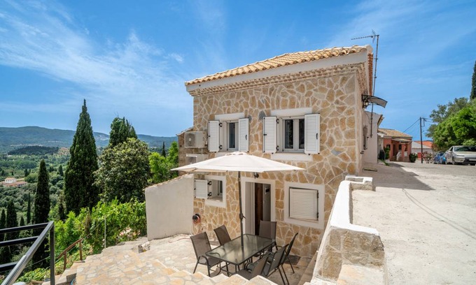 Karousades Apartment | 79 m² Apartment ∙ 2 bedrooms ∙ 6 guests