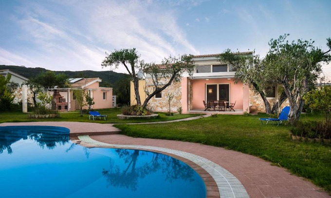 Messonghi House | 95 m² House ∙ 2 bedrooms ∙ 5 guests