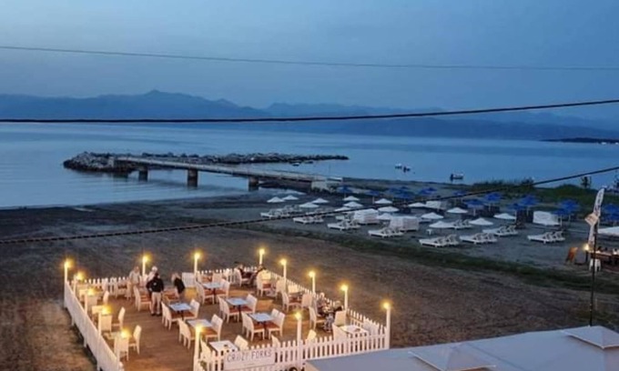 Roda Bed & Breakfast | Aqua Luxury Suites Roda