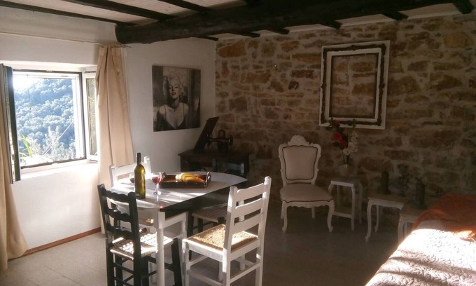 Gimari House | "Aristidis Stone House"
