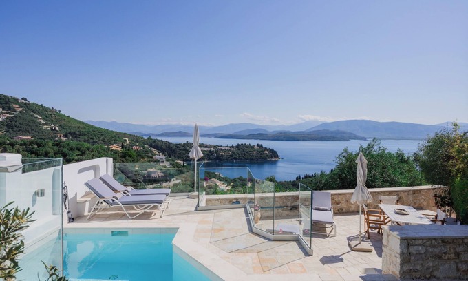 Gimari Villa | Pepe's Villa in Loustri on NE coast with private pool, WiFi, AirCon. Sleeps 4.