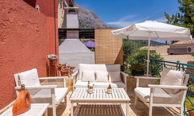 Barbati House | Sunrise by the sea apartment