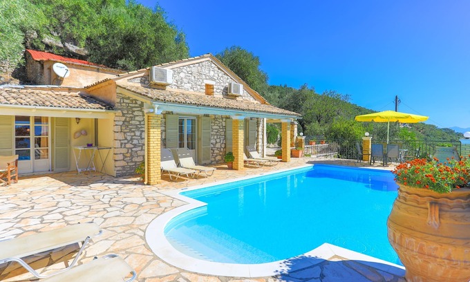 Nisaki Villa | Viilla Kefalaki: Superb sceneries and views, private pool