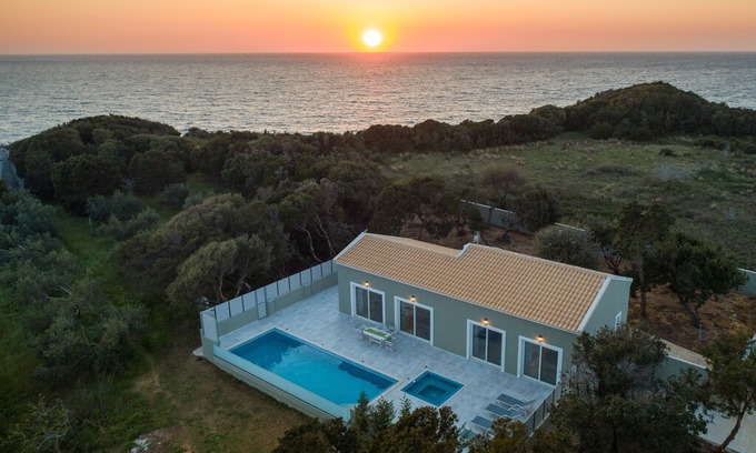 Chalikounas Villa | Villa Alonaki Bay