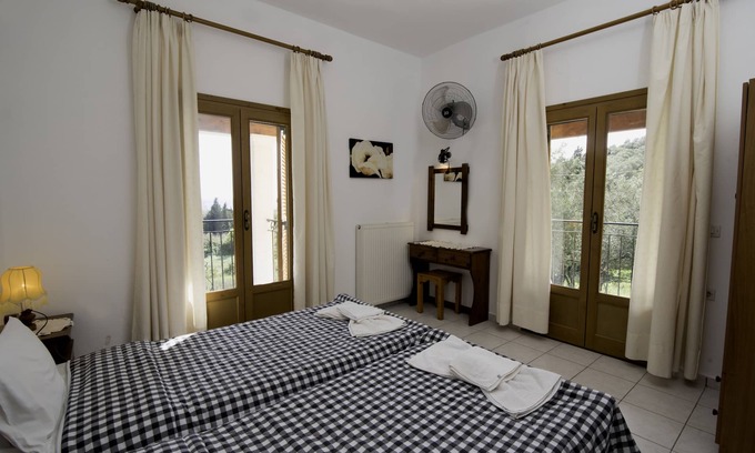Agios Georgios Pagon Apartment | Villa Blue Pearl Apartments in Agios Georgios Beach Corfu