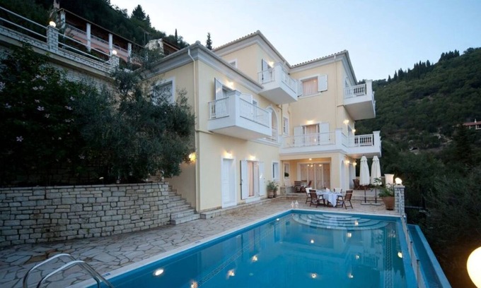Vlachatika Villa | Villa "Kyriaki" with Sea View, Private Pool & Wi-Fi