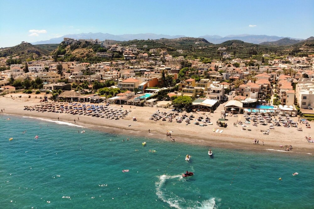 Platanias Town House | Athina Suites | A 2BD chic apartment w/shared pool