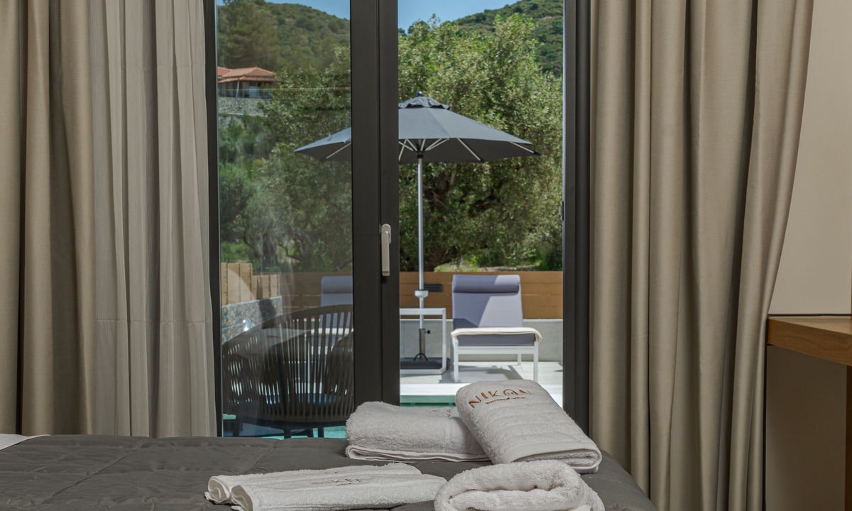 Kalamaki Hotel | Nikon Boutique Hotel