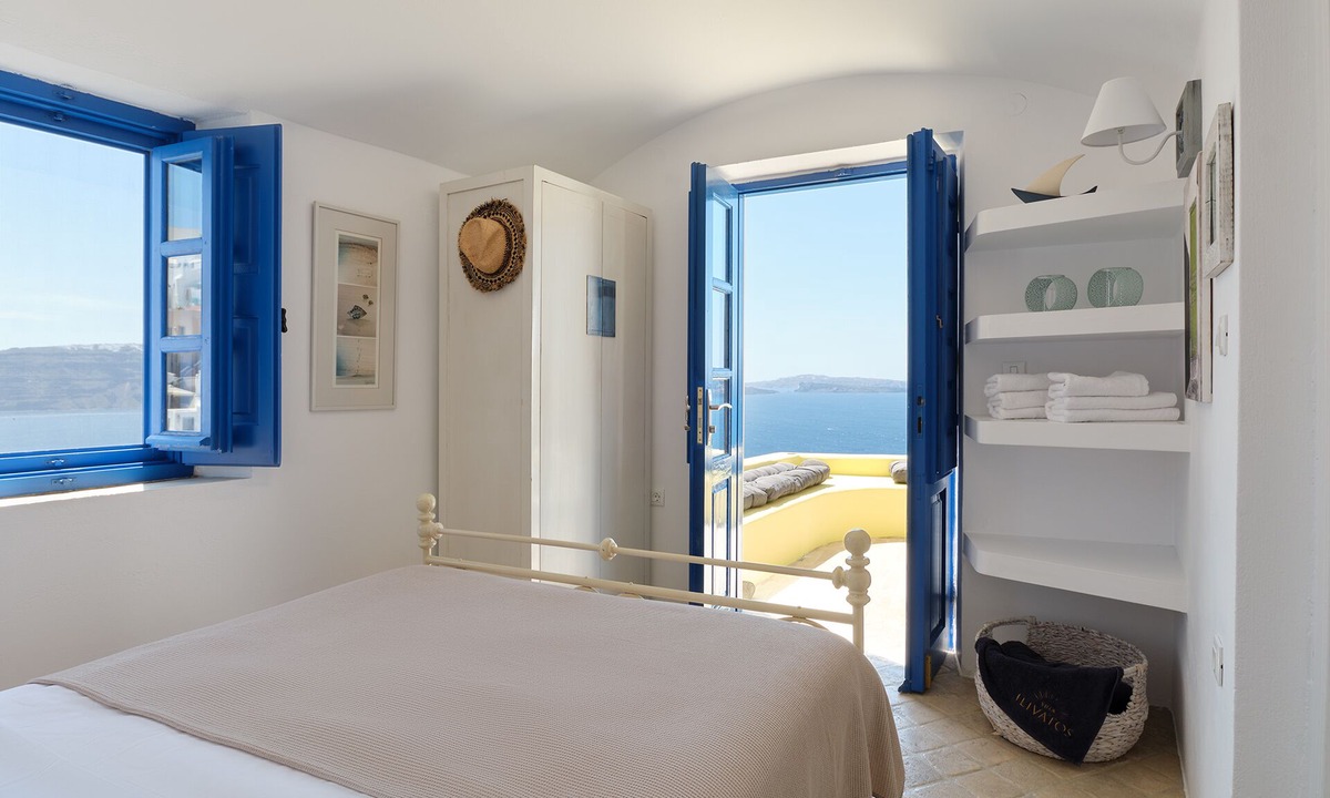 Oia Villa | Ilivatos Villa