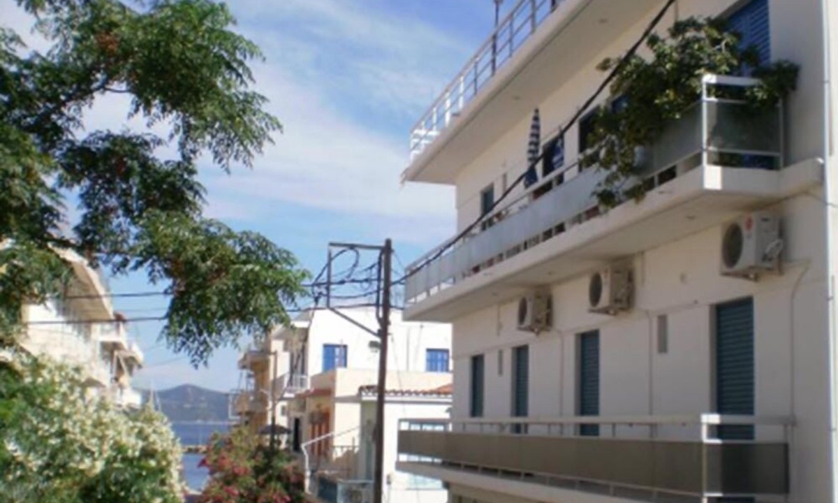Methana House | Pension Gina