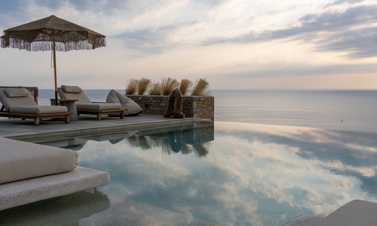 Papa Nero House | Agapitos Villas & Guesthouses