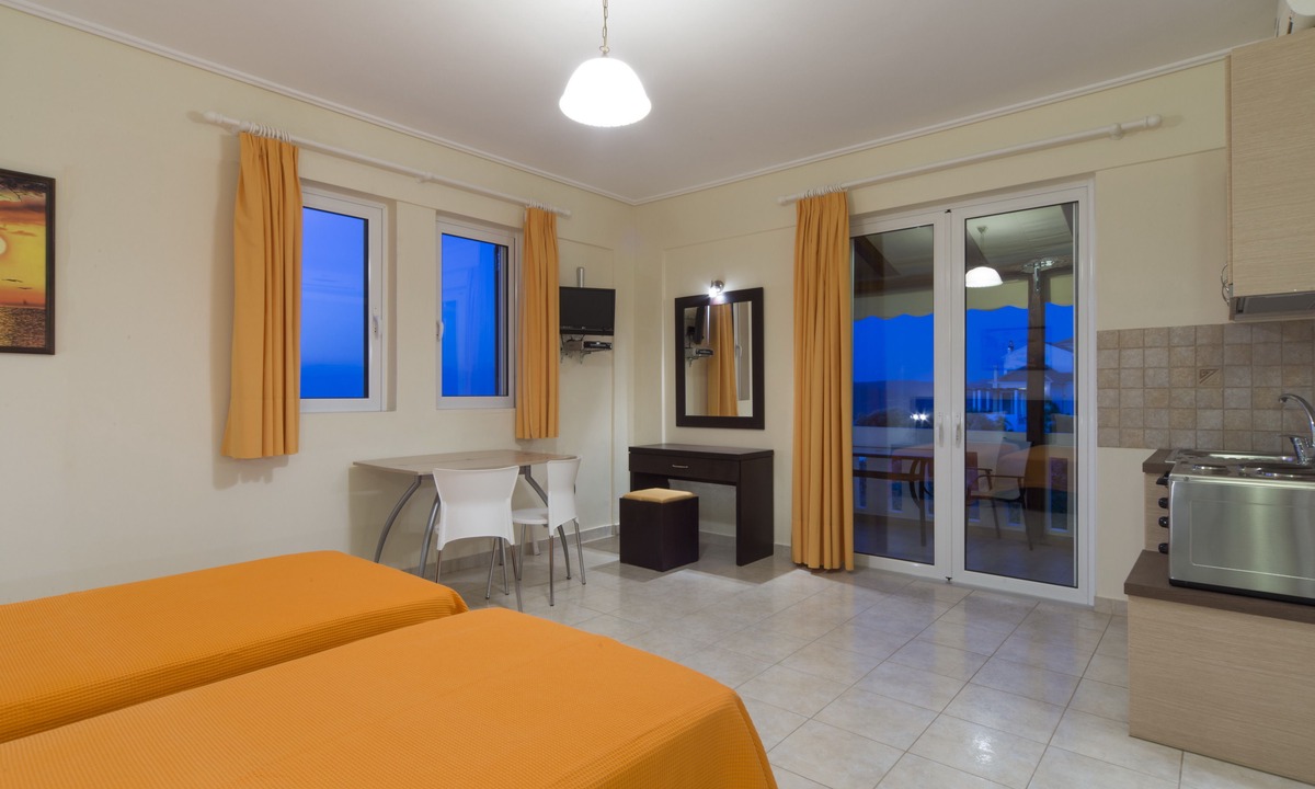 Apolpaina Apartment | Hotel Irida