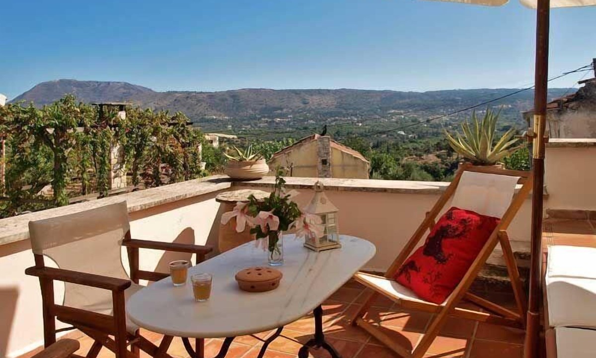 Douliana House | Traditional house Filippa with fireplace