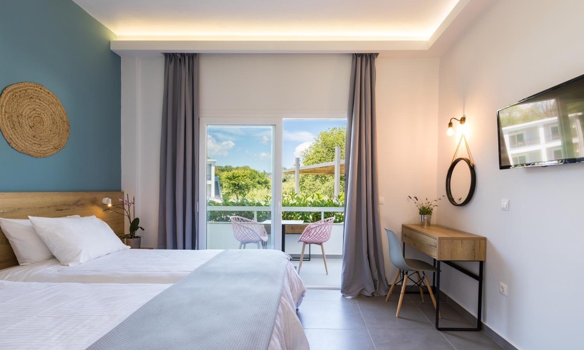 Ipsos Hotel | La Maison Corfu - Adults Only