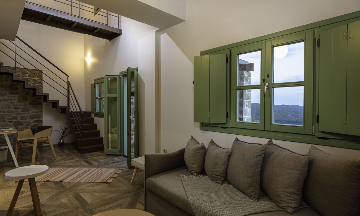 Vlachokerasia Hotel | Foresta in Medias Mores
