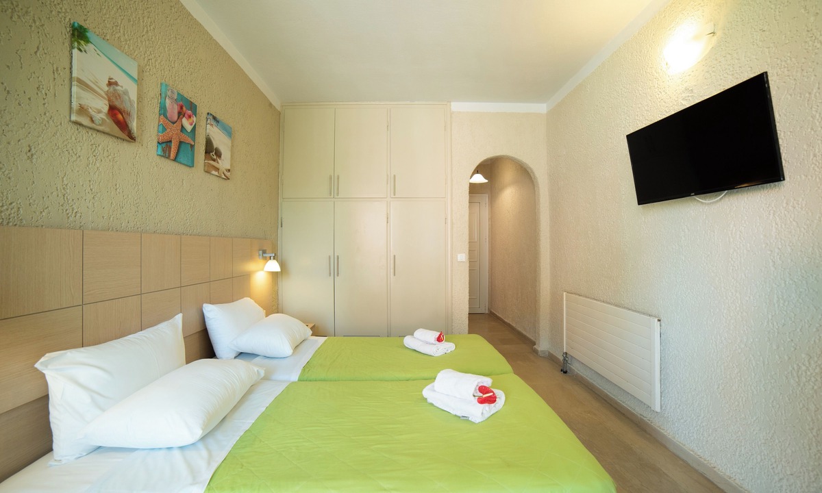 Moraitika Hotel | Alkionis
