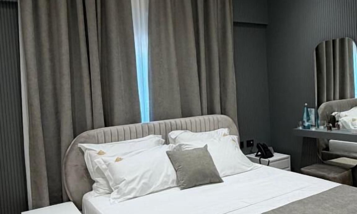 Kamez Hotel | Hotel Monaco