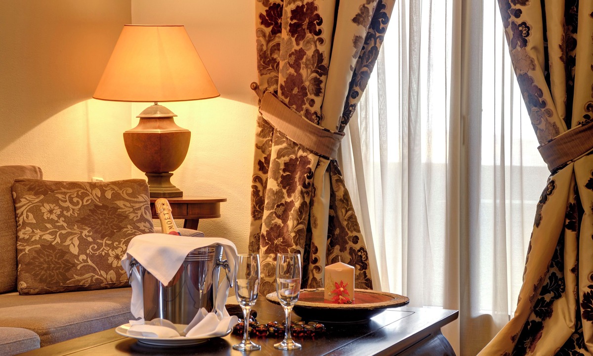 Lake Plastiras Hotel | Naiades hotel resort & Conference