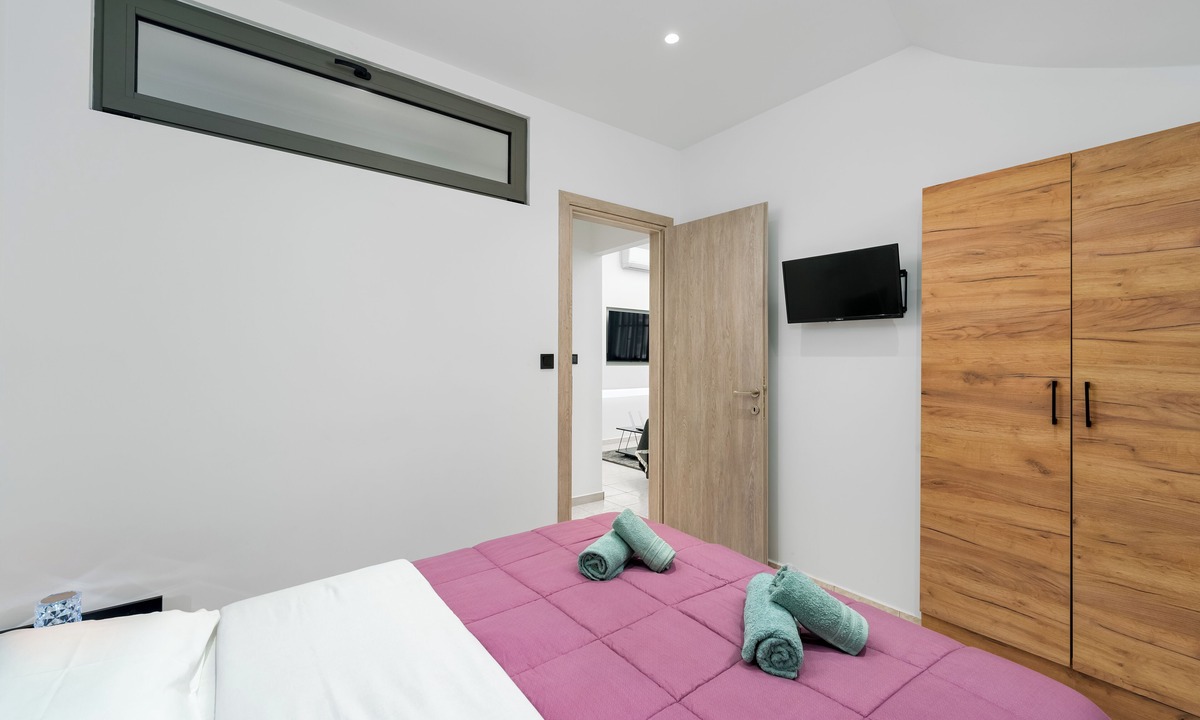 Zavlani Hotel | Analiti Civita