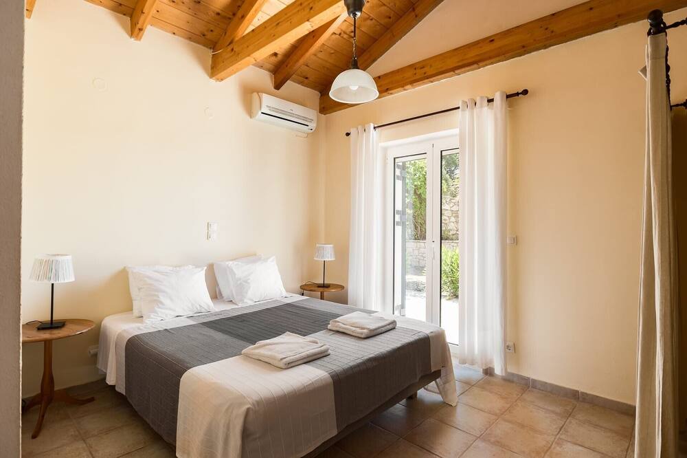 Gaios Villa | Superb Paxos Villa | 2 Bedrooms | Villa Kazekage | Breathtaking Sea/Gaios Views and Private Pool | Loggos