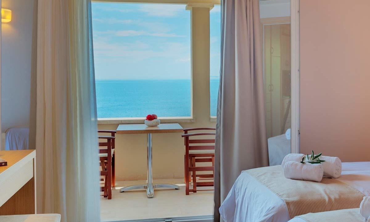 Katavolos House | Krouzeri Beach Apartments