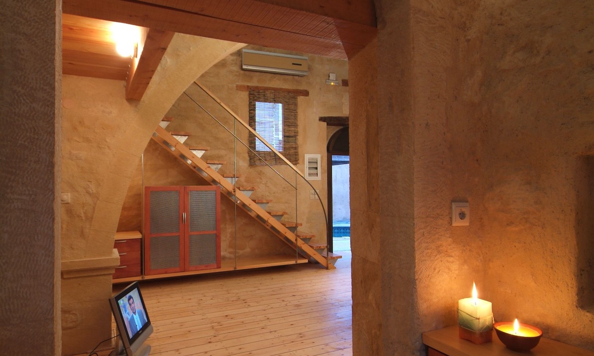 Roustika Villa | The Milio's House