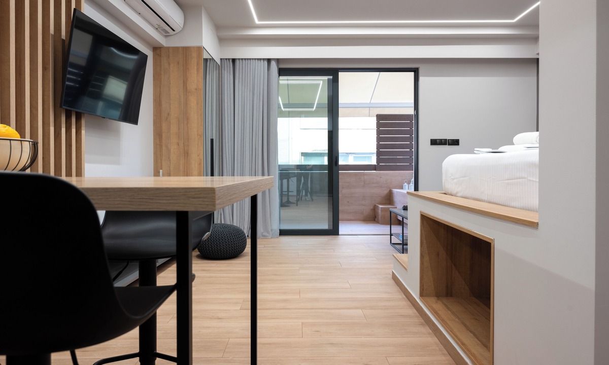 Monastiraki Apartment | Apt in Monastiraki with hot-tub, Dream in Athens