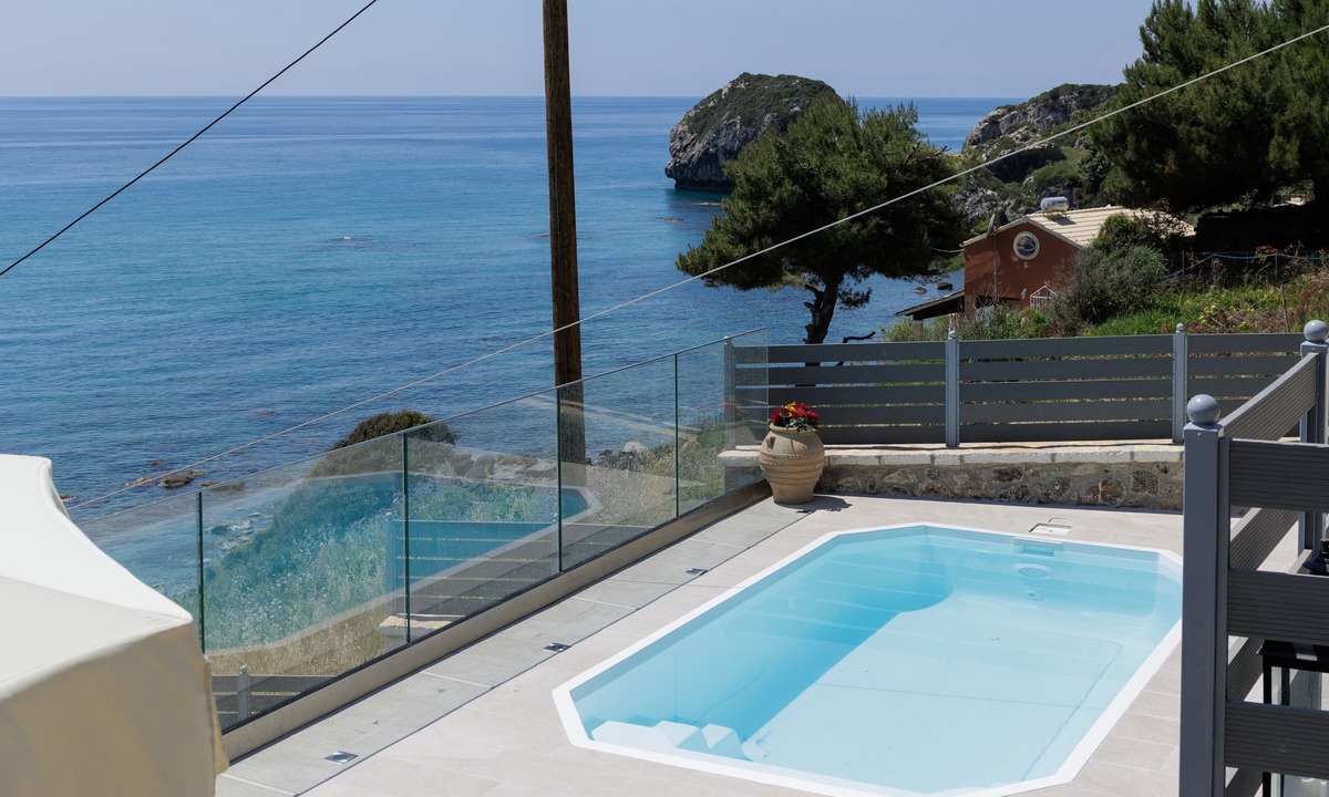 Agios Gordios Villa | Villa Renata & Villa Filippos with private Plunge Pool by Konnect