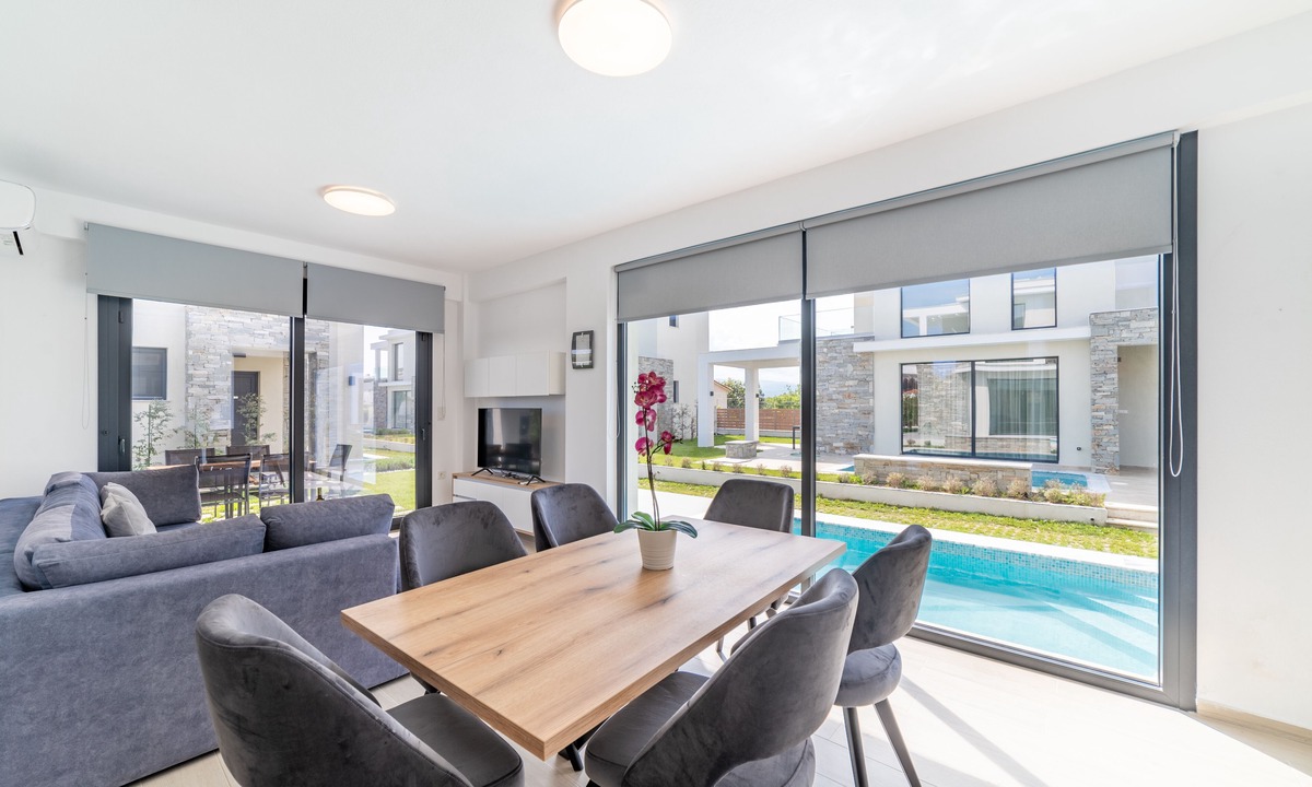 Paralia Ofryniou Apartment | Thalassa & Thalassa Prive Residential Complexes