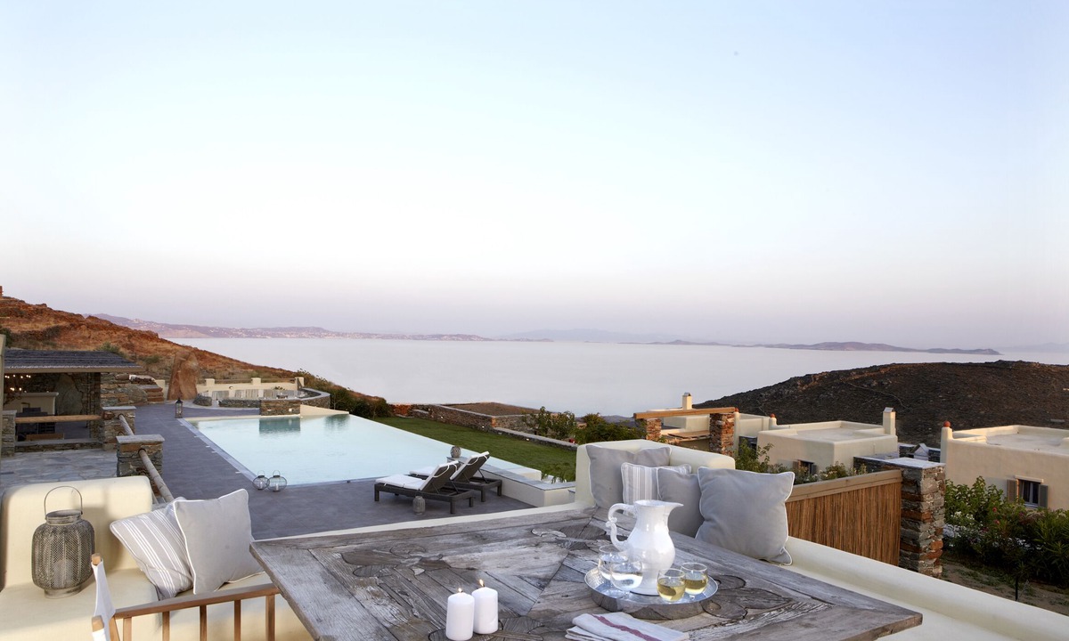 Agios Fokas Villa | Diles & Rinies