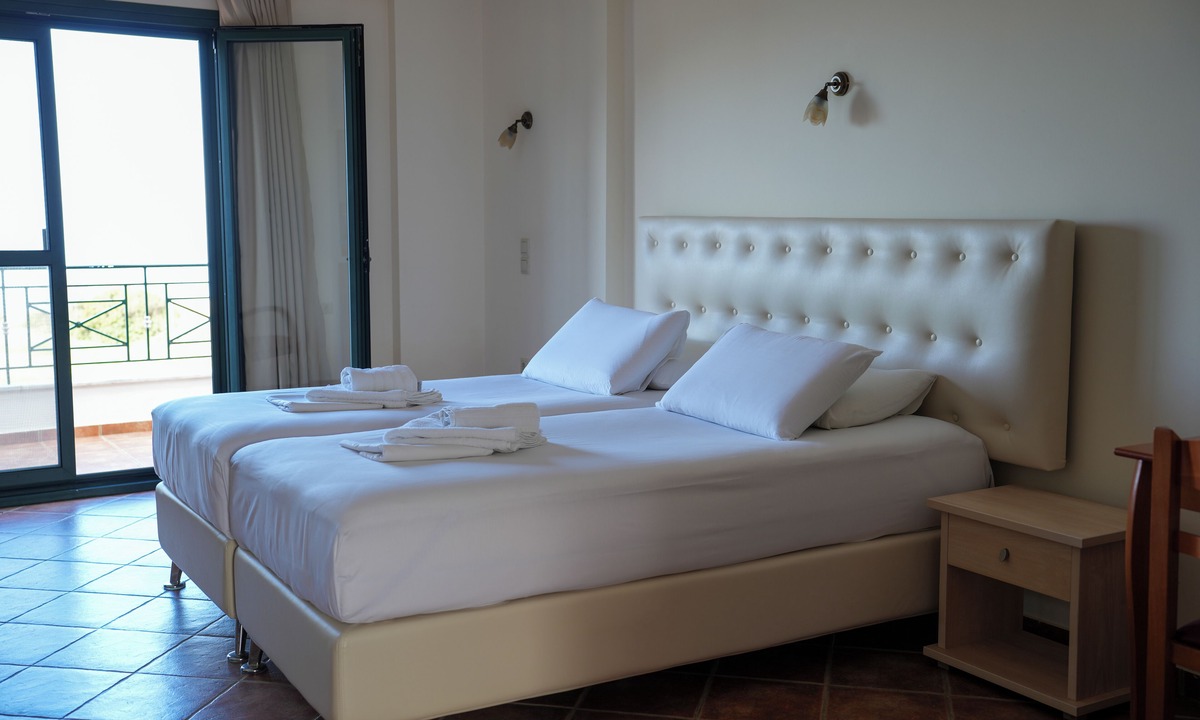 Perdika Apartment | Coralli Hotel