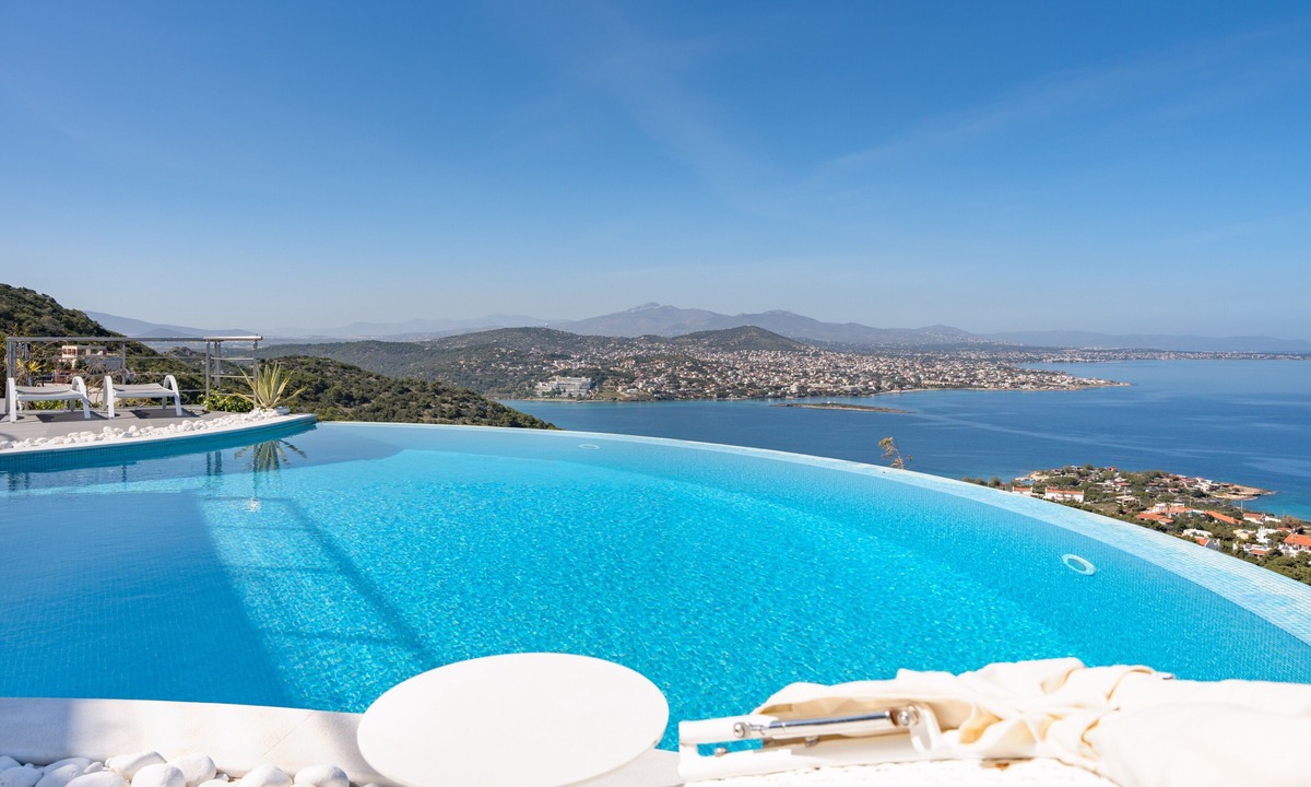 Markopoulo Mesogaias Apartment | Apartment "Villa Coral - First Floor" with Private Pool & Wi-Fi