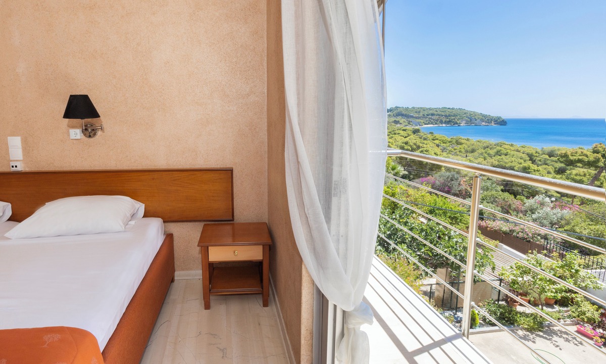 Agia Marina Apartment | Oelia Rooms & Apartments