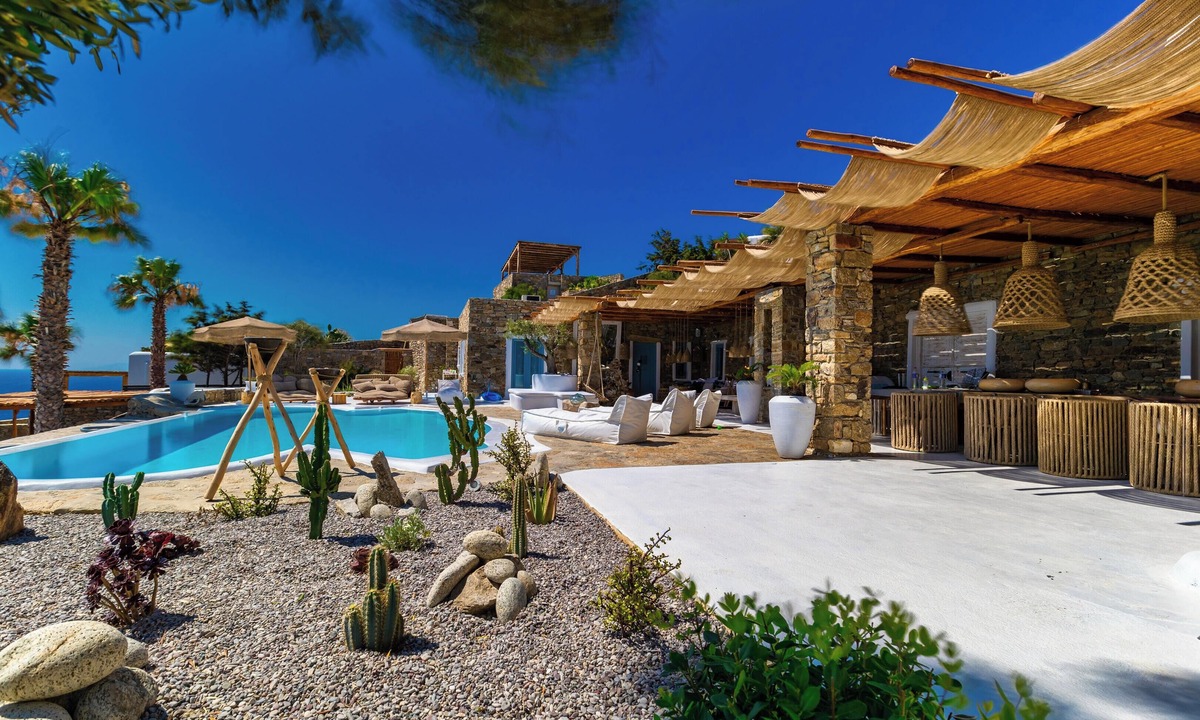 Xilokeratidi Villa | Homerez - Luxury Villa in Mykonos with Private Pool