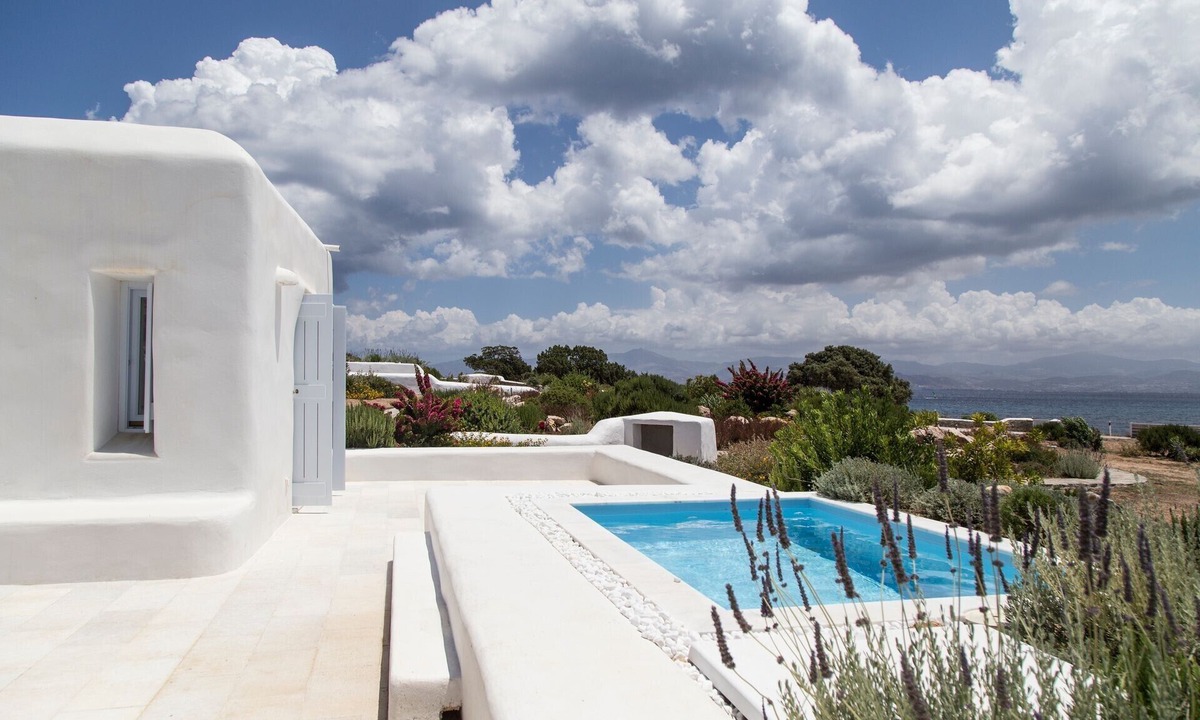 Santa Maria Villa | Lavish Paros Villa | Villa Galazia | 6-Bedrooms | Breathtaking Sea Views | Private Outdoor Pool | Private Furnished Terrace | Peaceful Outdoor Ambiance | Prime Location