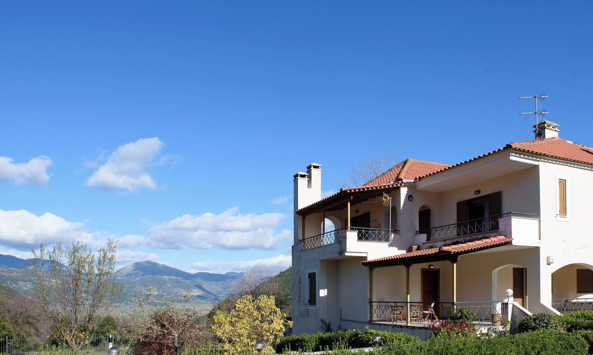 Vlacherna House | Villa Mainalo - House near the Forest & Ski resort