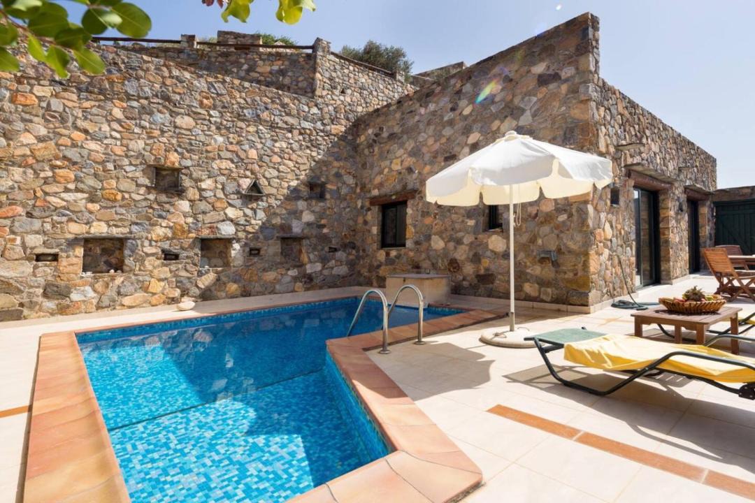Livadia Villa | Meliti Sunset View & Private Pool Villa 20 min from Elafonissi