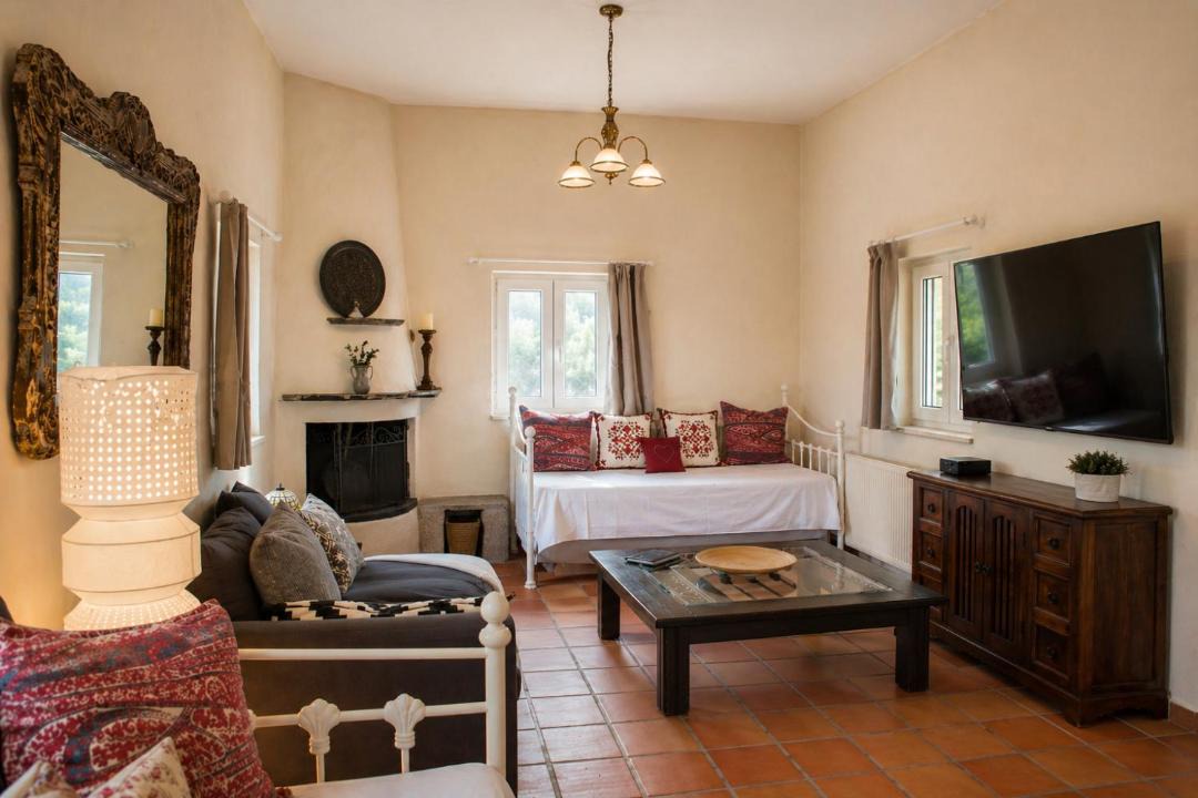 Travasarianika House | KYTHIRA ISLAND RETREAT