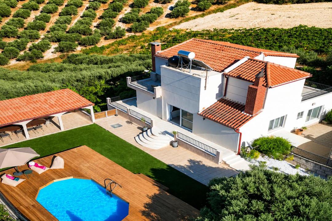 Athanatoi Villa | Villa Aegli Private Pool Retreat near Heraklion