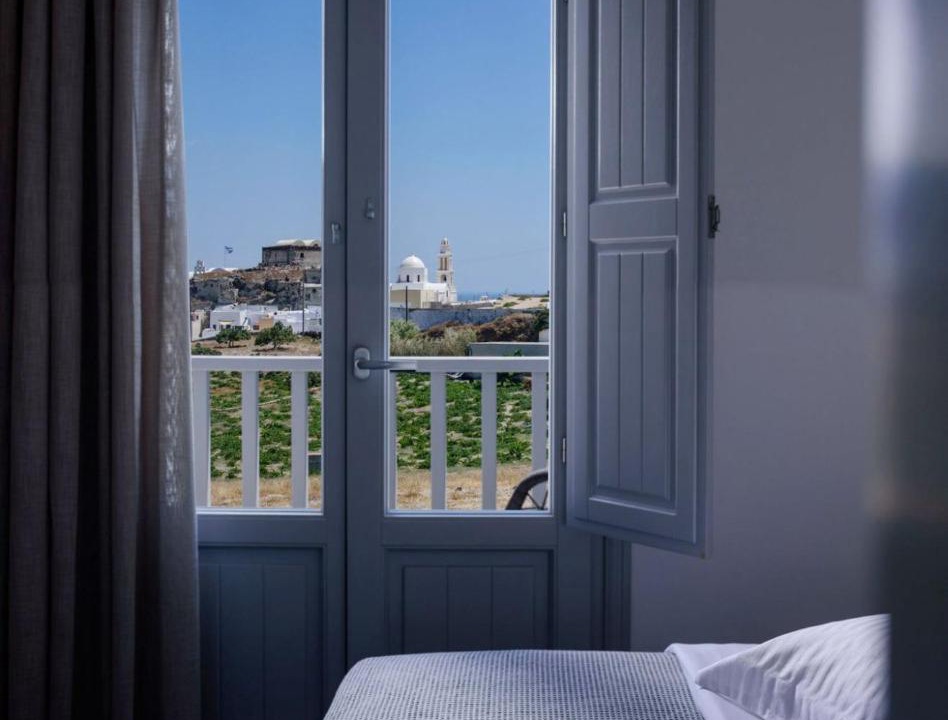 Akrotiri Villa | Splendid Santorini Villa Villa Vista 3 Bedrooms Private Pool & Spa Bath