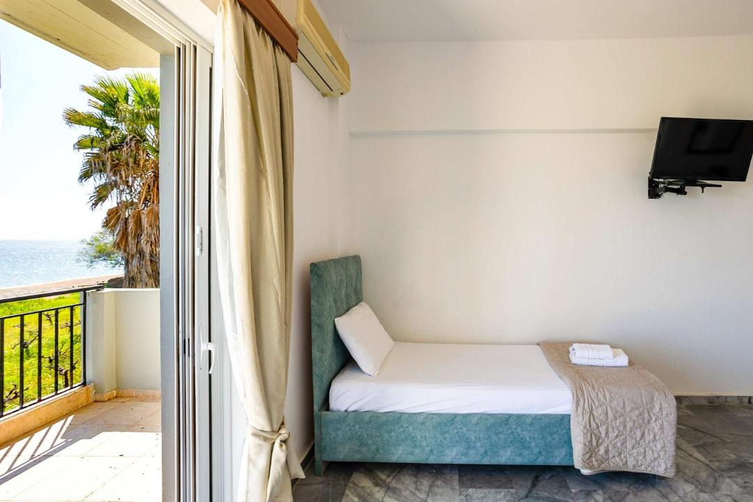Pylos-Nestoras Apartment | Beachfront Nest Memi, Koroni - Seaheaven Houses - A4