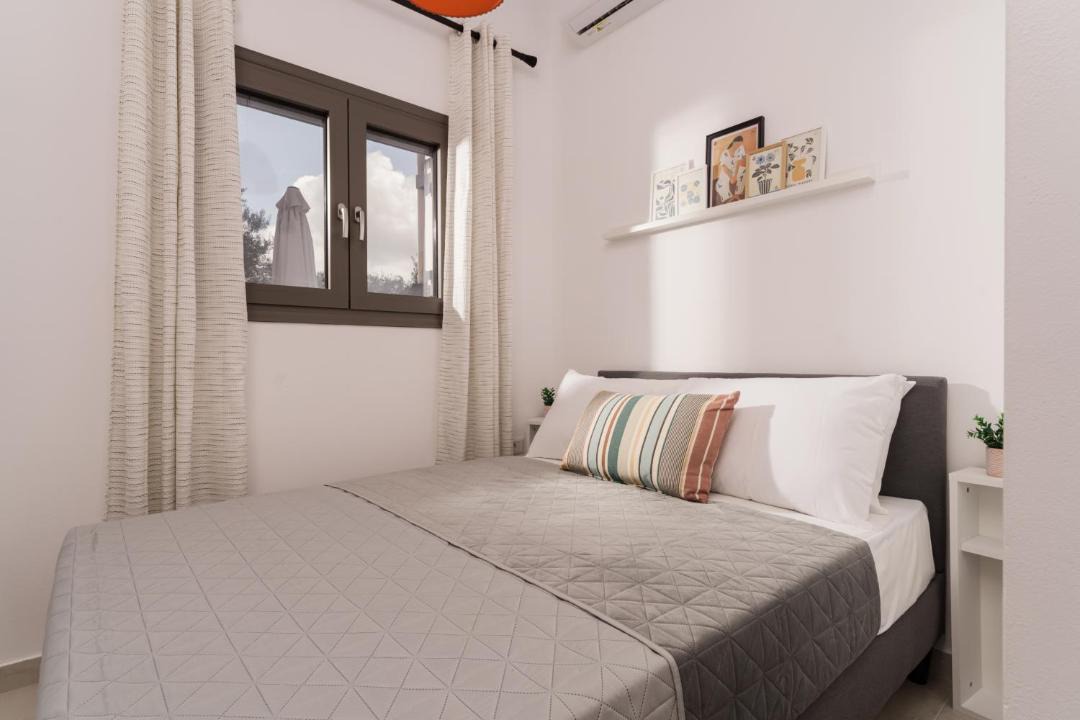 Neromilos Villa | Nayia Villa - Private Oasis