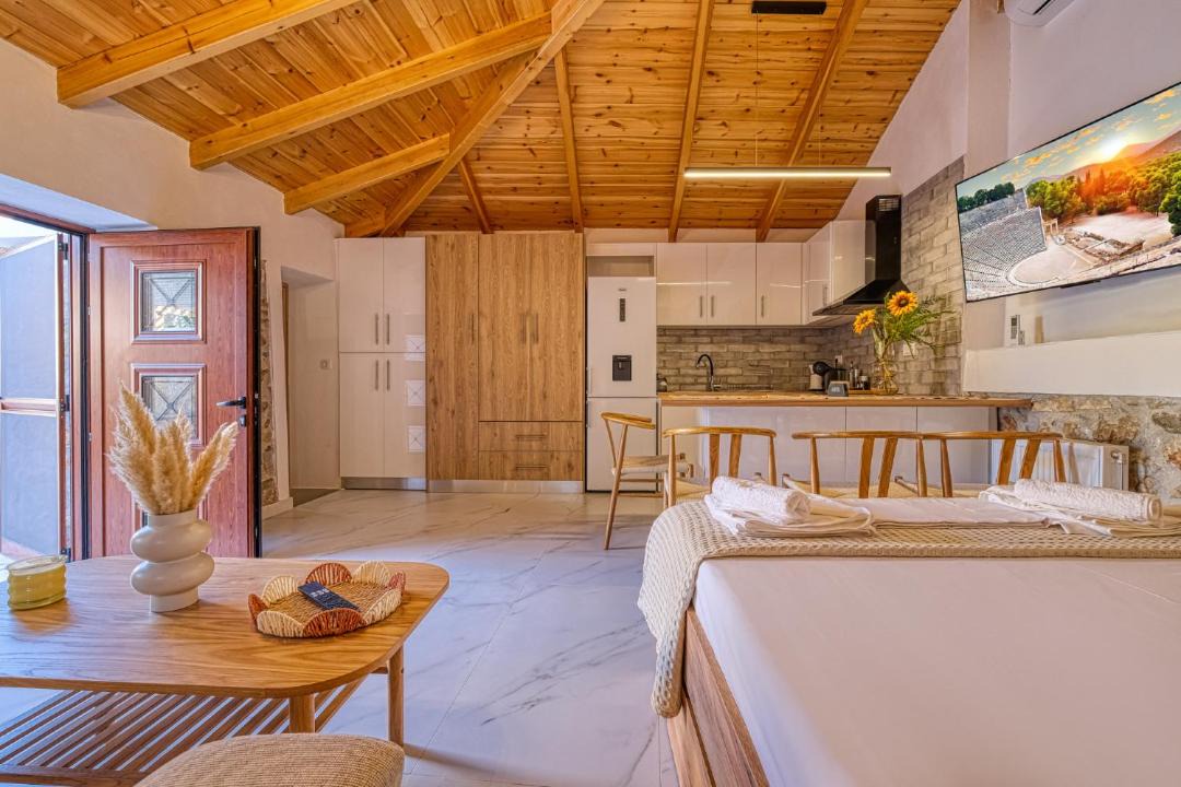 Ligourio House | Thymele Stone House